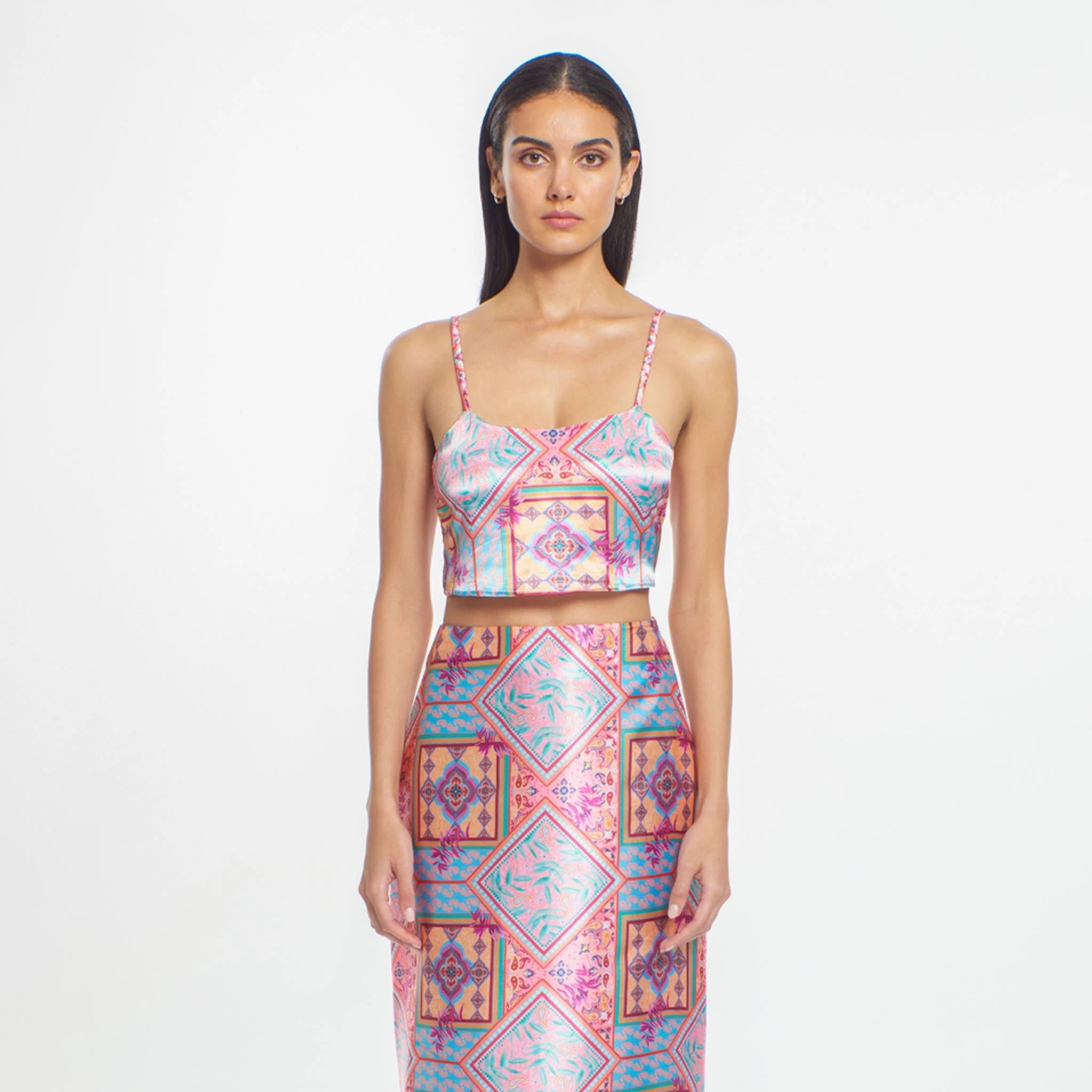 Wren Tank: Federleichtes Sommer-Must-Have im Vogel-Look für sonnige Tage und entspannte Momente